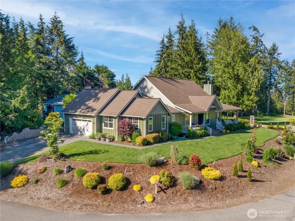 20 Dunsmuir Road Port Ludlow WA 98365