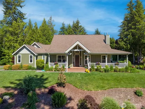20 Dunsmuir Road Port Ludlow WA 98365