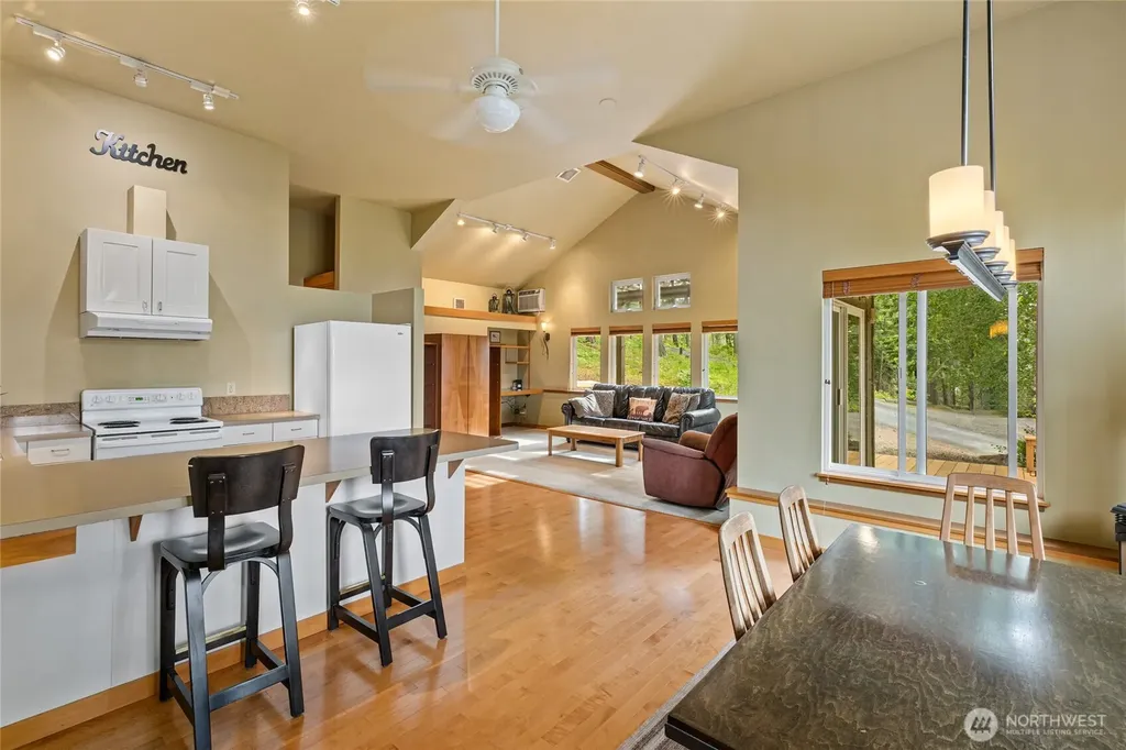 631 Thornton View Road Cle Elum WA 98922