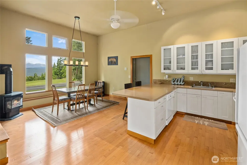 631 Thornton View Road Cle Elum WA 98922