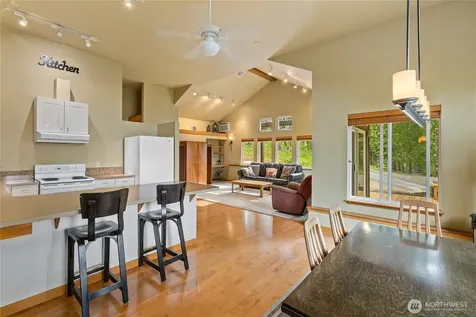 631 Thornton View Road Cle Elum WA 98922