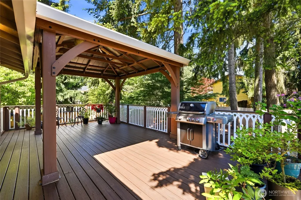 11714 SE 93rd Street Newcastle WA 98056