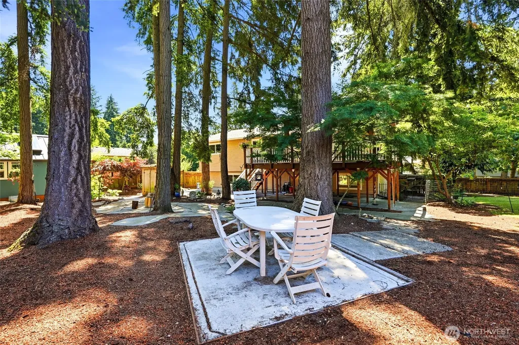 11714 SE 93rd Street Newcastle WA 98056