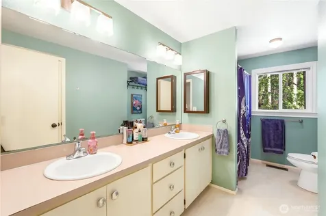 11714 SE 93rd Street Newcastle WA 98056