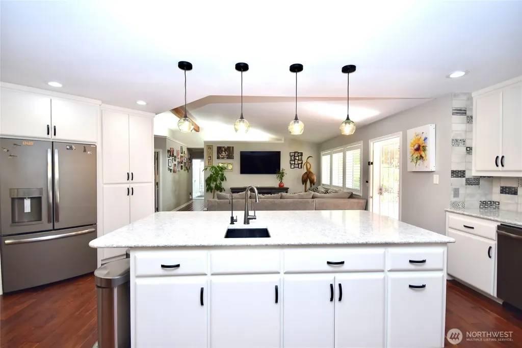 42 Ioka Road Sequim WA 98382