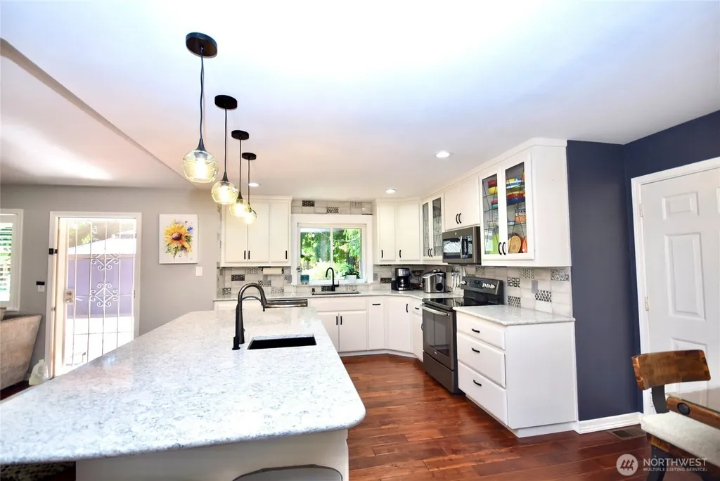 42 Ioka Road Sequim WA 98382