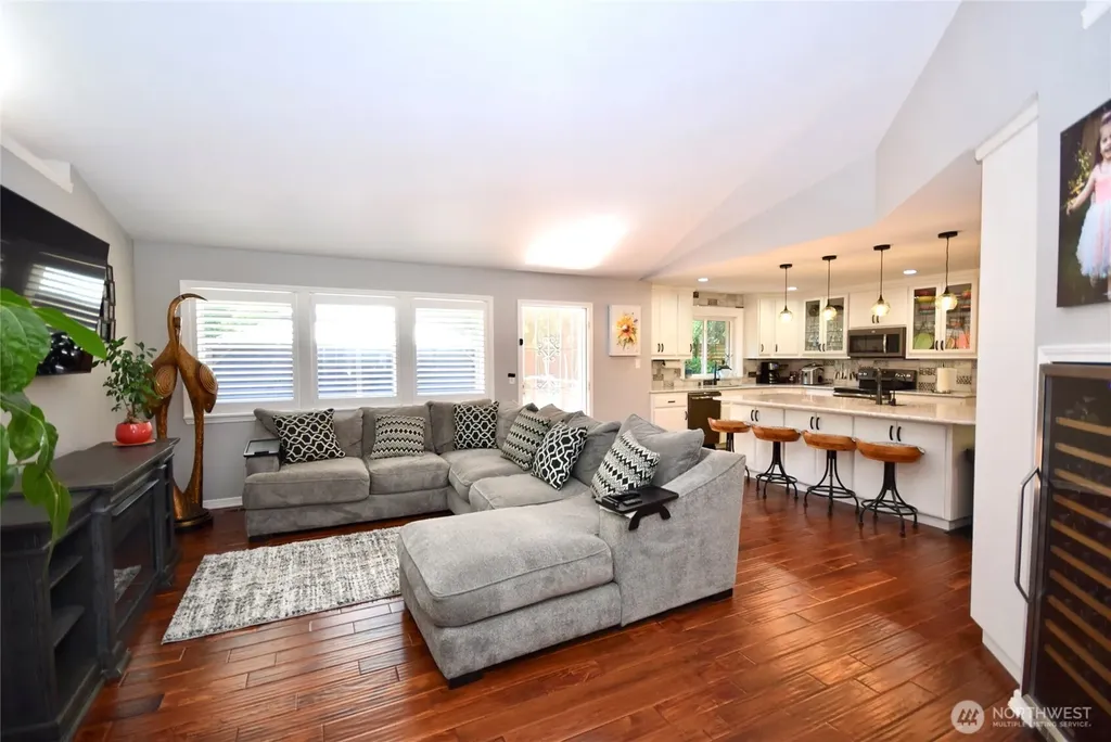 42 Ioka Road Sequim WA 98382