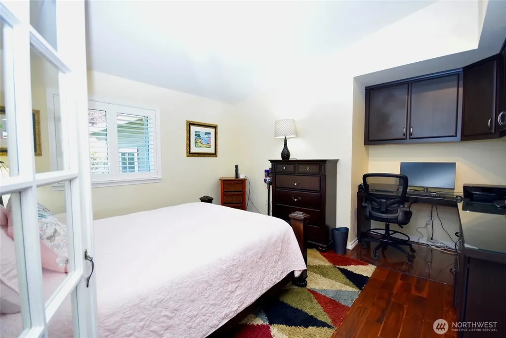 42 Ioka Road Sequim WA 98382