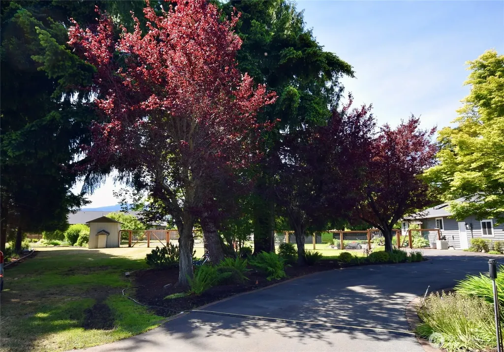 42 Ioka Road Sequim WA 98382