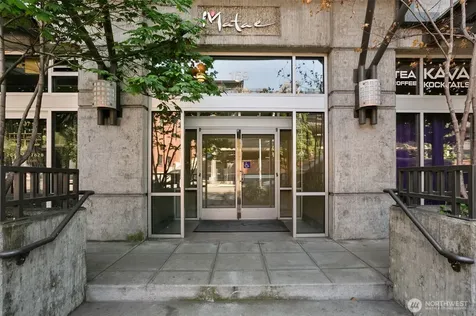 159 Denny Way Seattle WA 98109