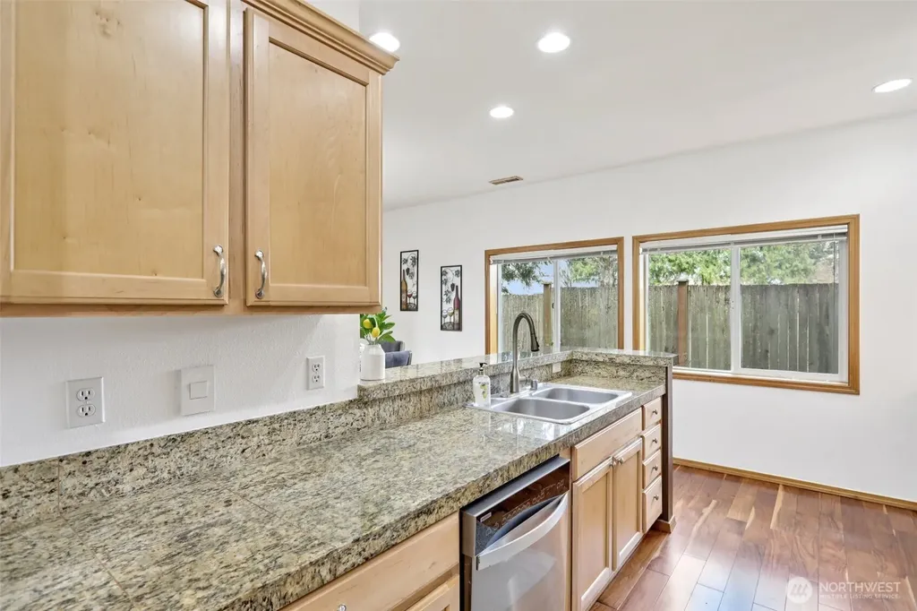 18870 108th Lane SE Renton WA 98055