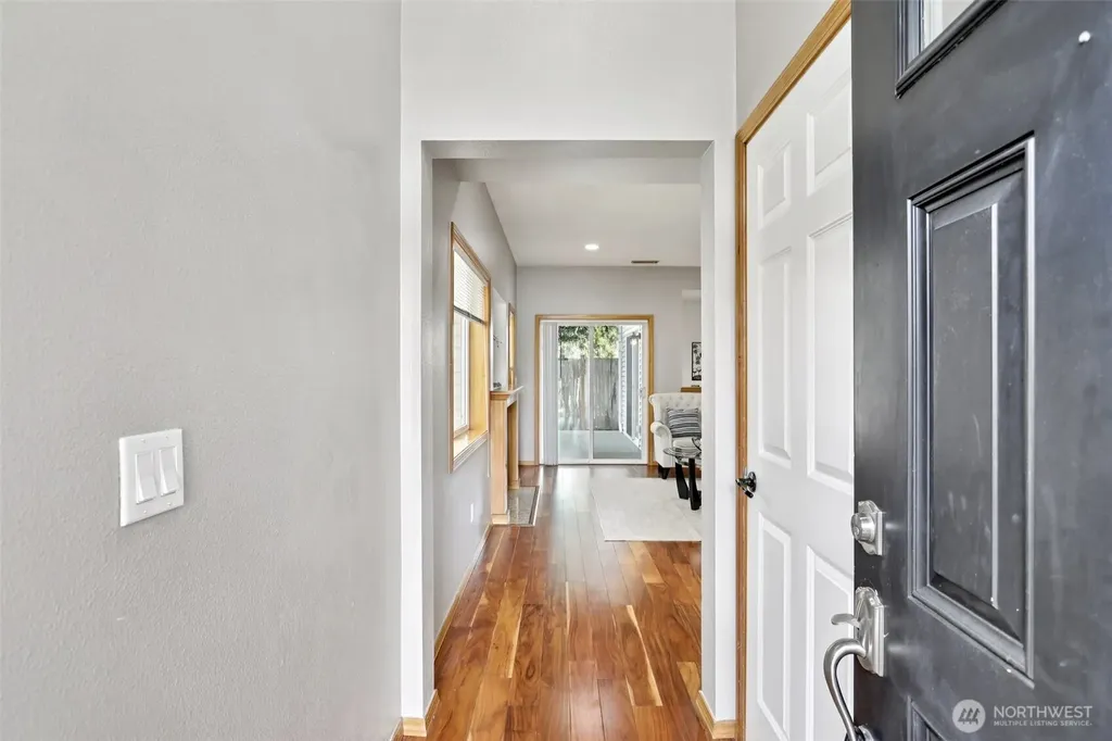 18870 108th Lane SE Renton WA 98055