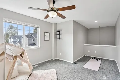 18870 108th Lane SE Renton WA 98055