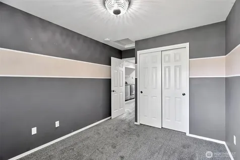 18870 108th Lane SE Renton WA 98055