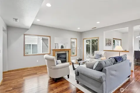 18870 108th Lane SE Renton WA 98055