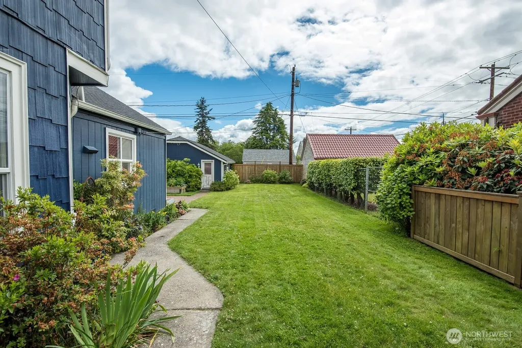 1825 Rucker Avenue Everett WA 98201