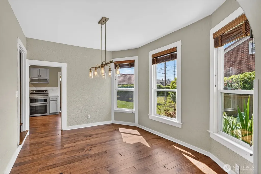 1825 Rucker Avenue Everett WA 98201
