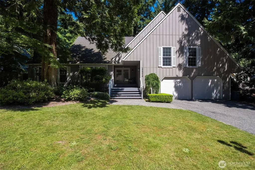 22214 NE 28th Place Sammamish WA 98074