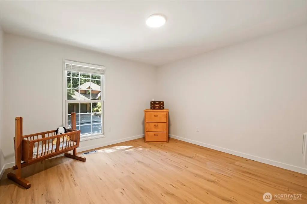 22214 NE 28th Place Sammamish WA 98074