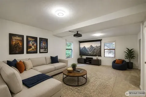 22214 NE 28th Place Sammamish WA 98074