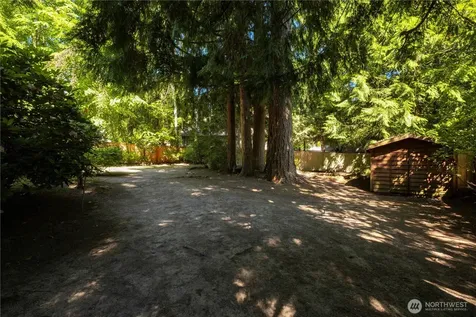 22214 NE 28th Place Sammamish WA 98074