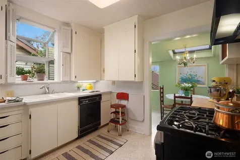 4405 Baker Avenue NW Seattle WA 98107