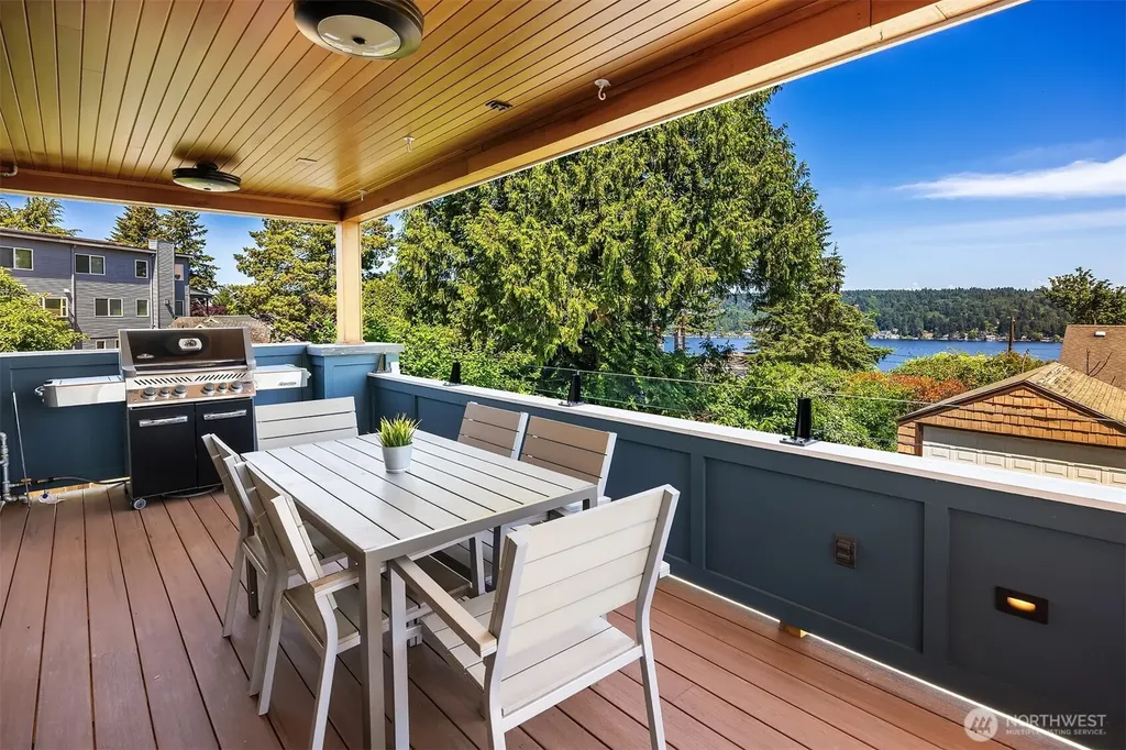 11524 Durland Avenue NE Seattle WA 98125