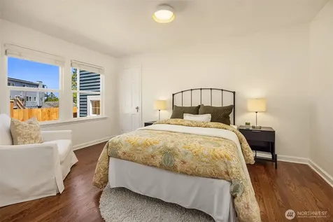 11524 Durland Avenue NE Seattle WA 98125