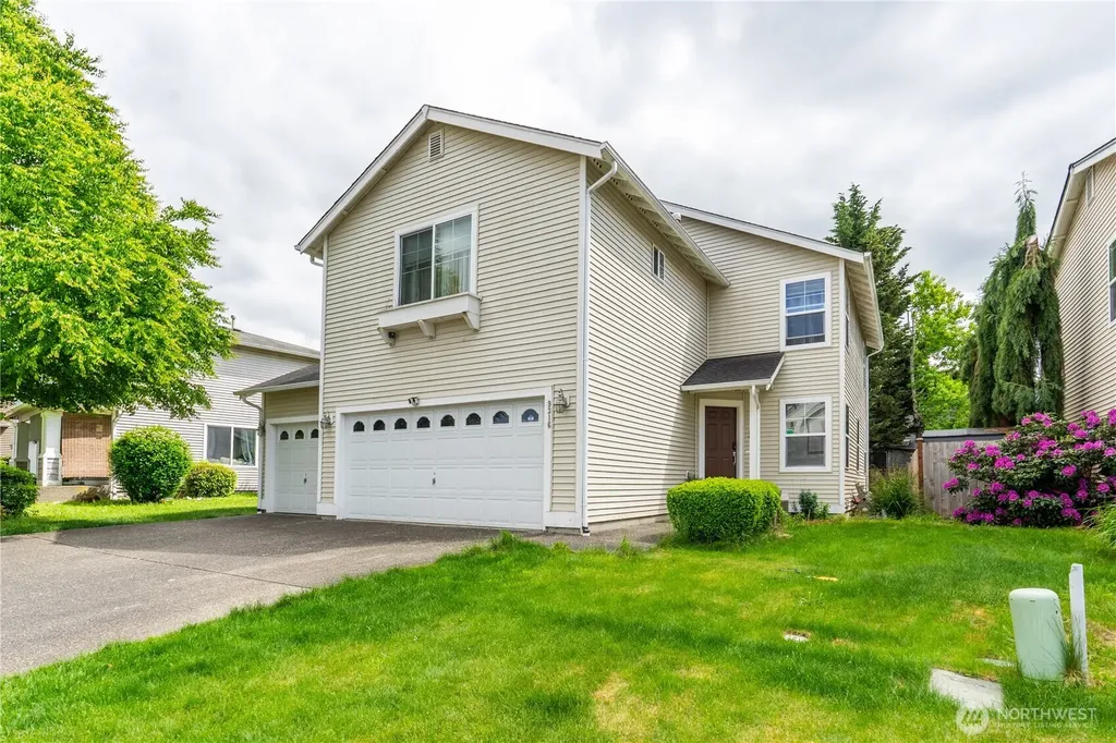 9316 Country Hollow Drive E Puyallup WA 98375