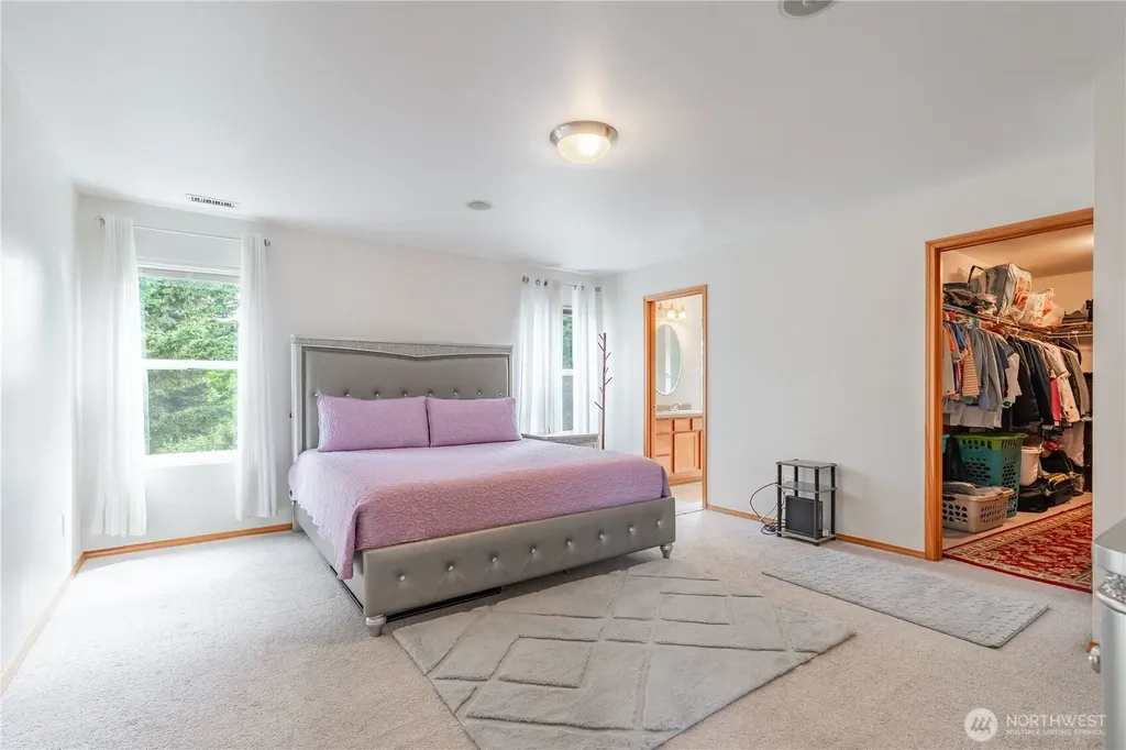 9316 Country Hollow Drive E Puyallup WA 98375