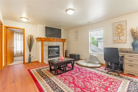 9316 Country Hollow Drive E Puyallup WA 98375