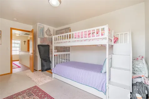 9316 Country Hollow Drive E Puyallup WA 98375