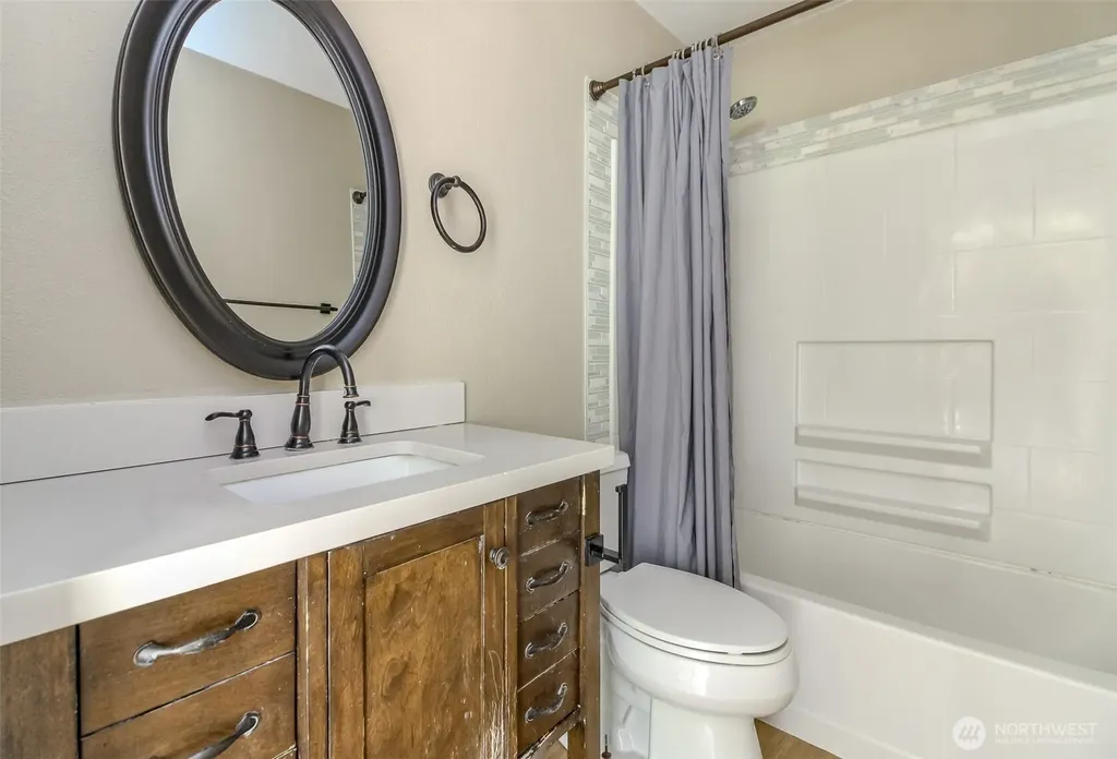 16904 18th Avenue E Spanaway WA 98387