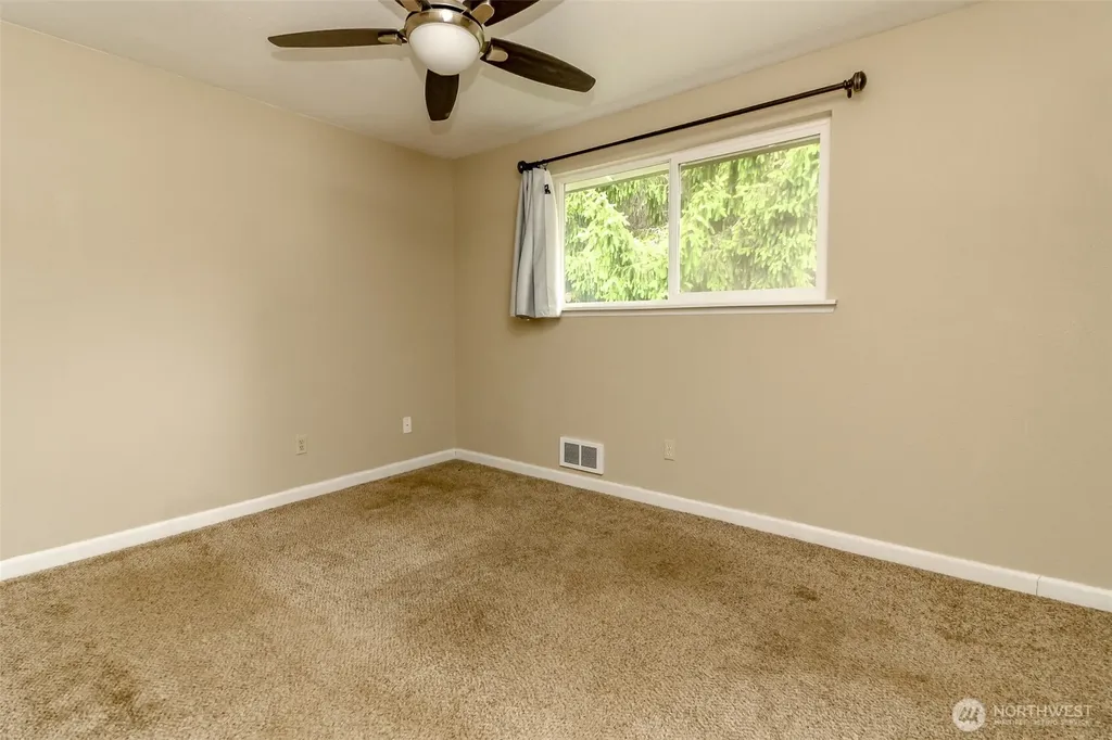 16904 18th Avenue E Spanaway WA 98387