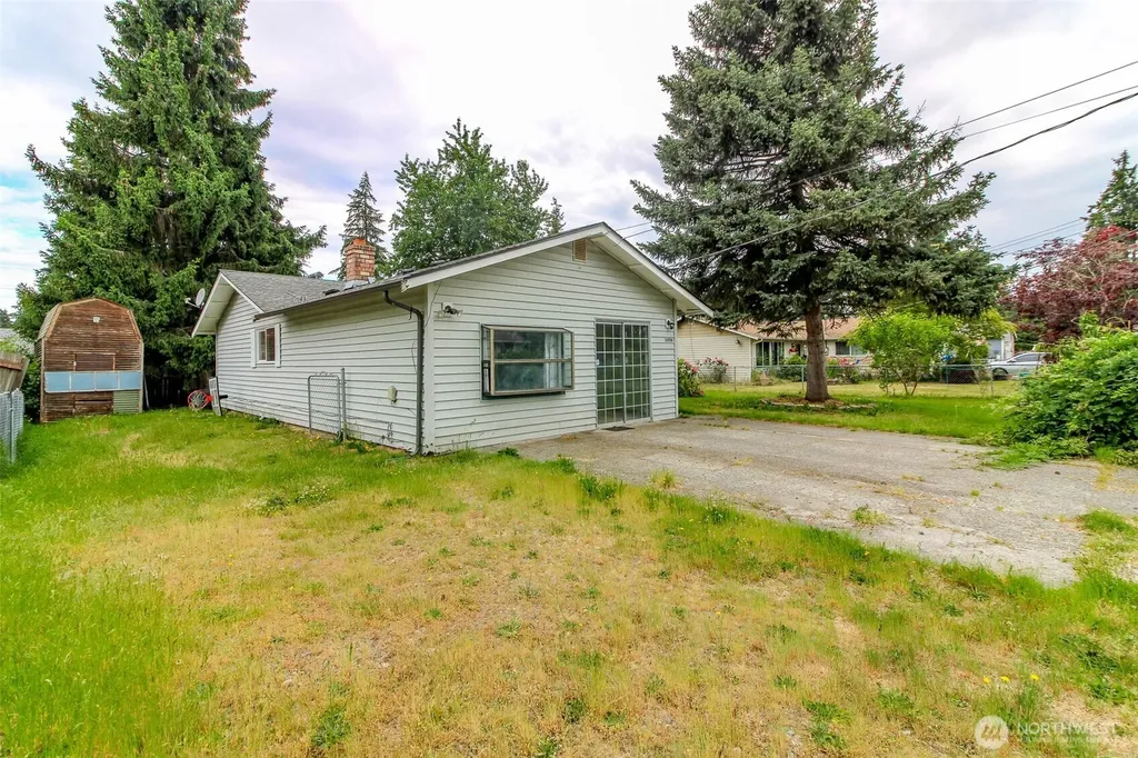 16904 18th Avenue E Spanaway WA 98387