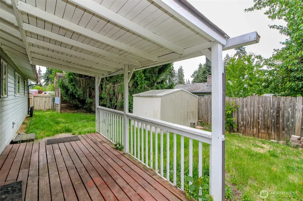 16904 18th Avenue E Spanaway WA 98387