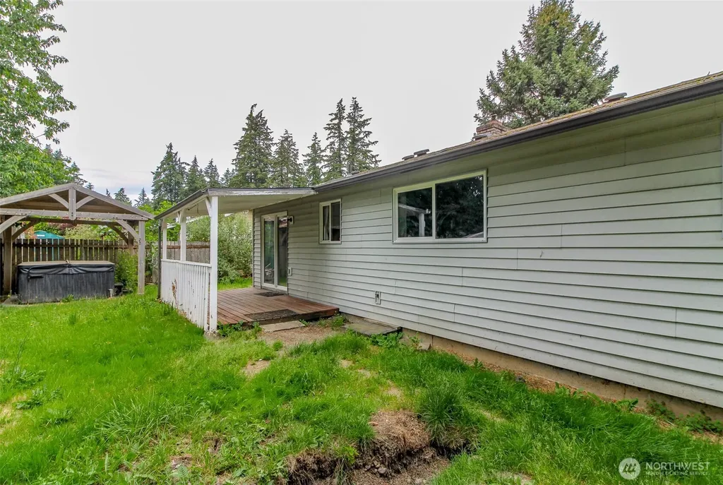 16904 18th Avenue E Spanaway WA 98387