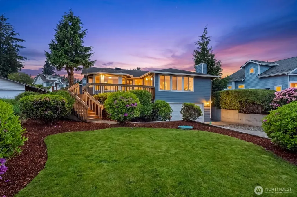 3326 Ross Avenue Gig Harbor WA 98332
