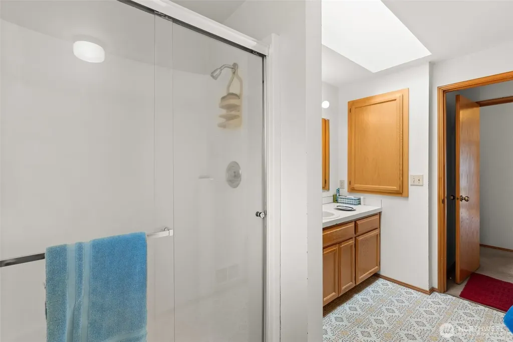 3326 Ross Avenue Gig Harbor WA 98332