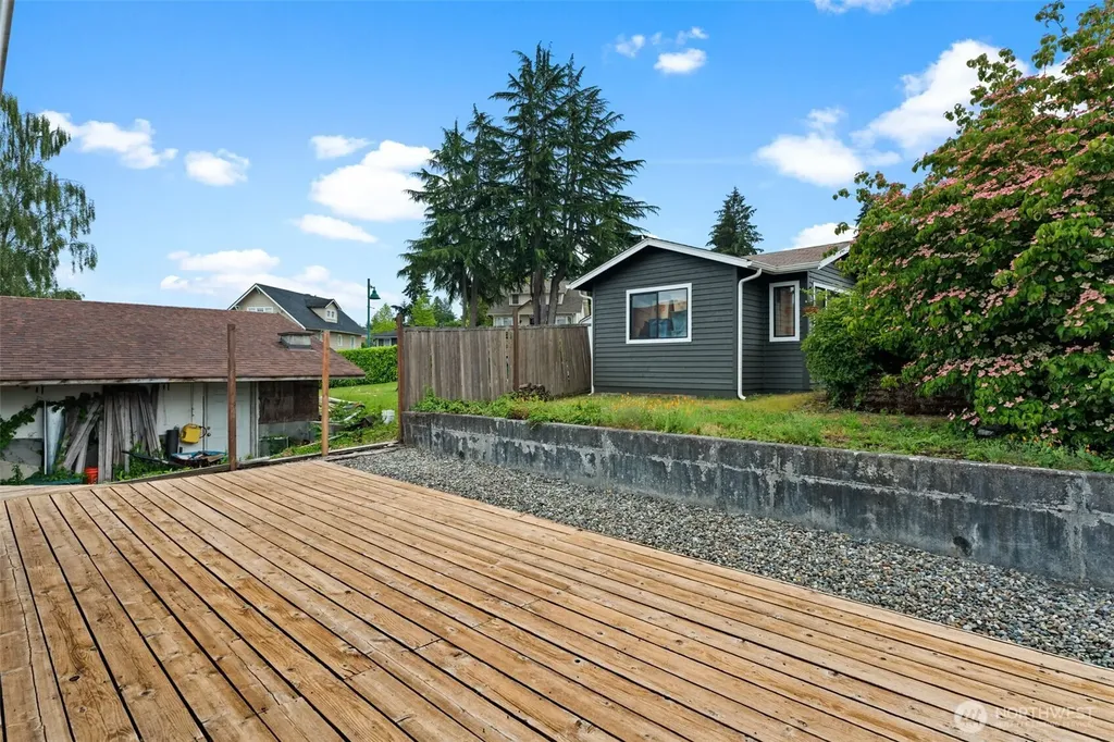 3326 Ross Avenue Gig Harbor WA 98332