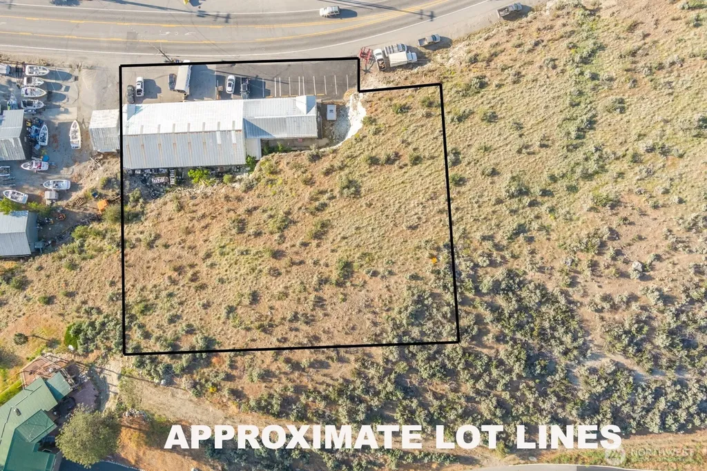 1217 W Woodin Avenue Chelan WA 98816