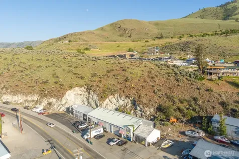 1217 W Woodin Avenue Chelan WA 98816