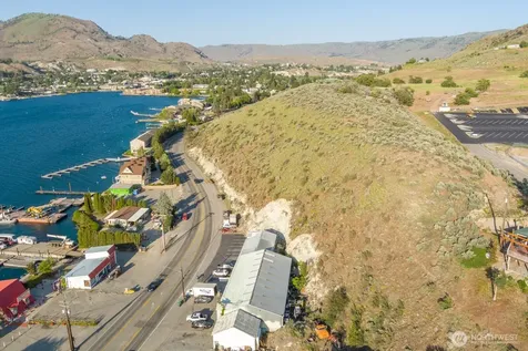 1217 W Woodin Avenue Chelan WA 98816