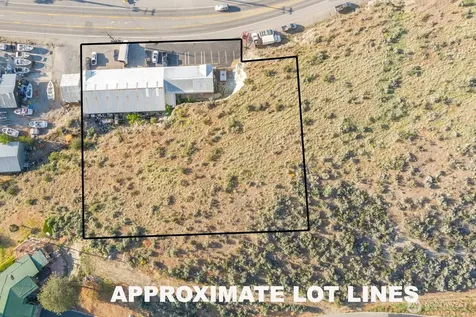 1217 W Woodin Avenue Chelan WA 98816