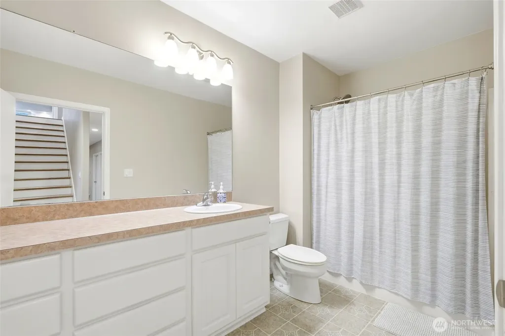 11504 76th Avenue NW Tulalip WA 98271