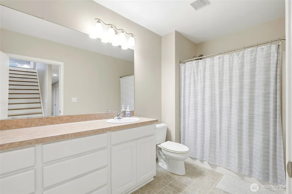 11504 76th Avenue NW Tulalip WA 98271