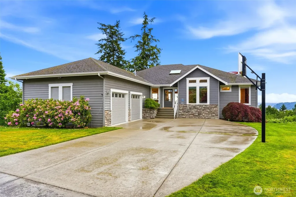 11504 76th Avenue NW Tulalip WA 98271