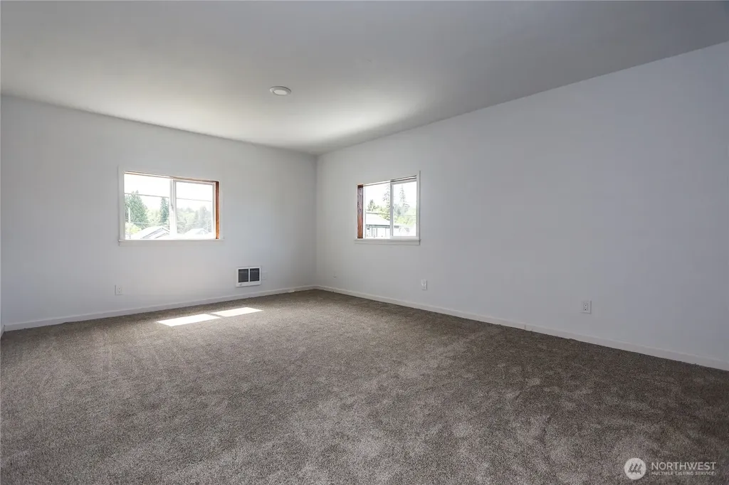 408 F Street Cosmopolis WA 98537