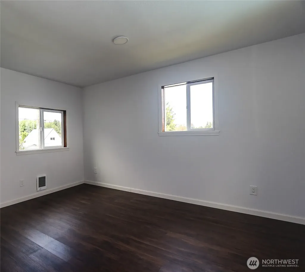 408 F Street Cosmopolis WA 98537