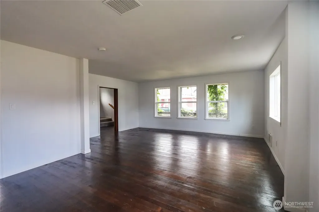 408 F Street Cosmopolis WA 98537